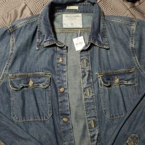 A&F XL Mens Denim Shirt